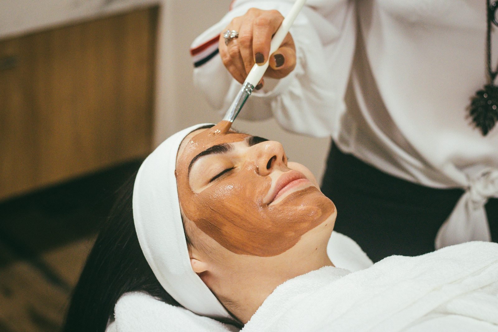 Facial treatment room